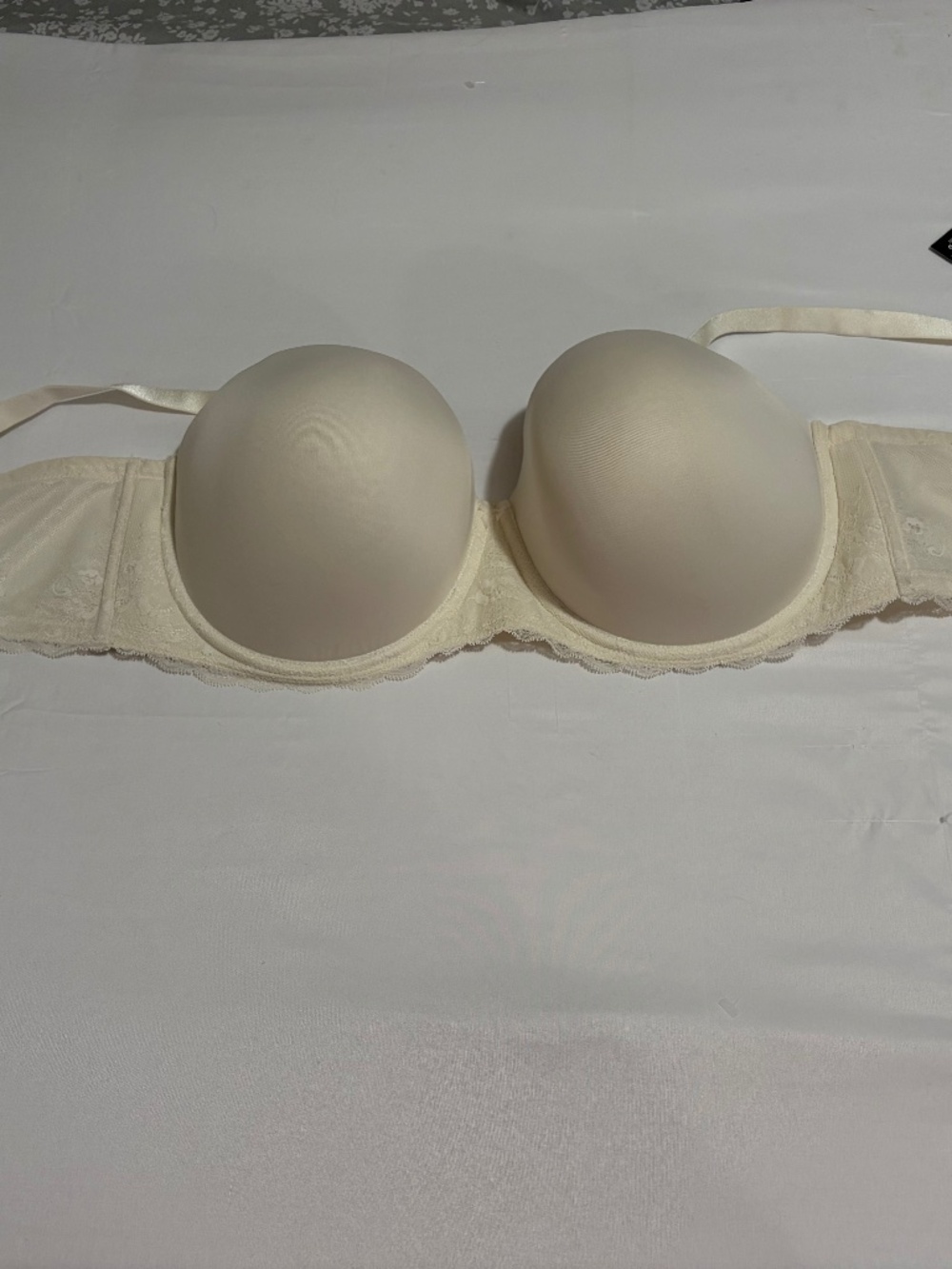 NWT Torrid Curve Off-White Multiway Strapless Bra Lace Band 46DD